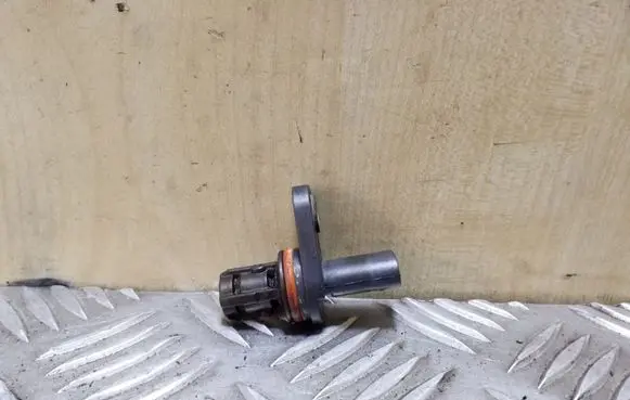 Camshaft position sensor
