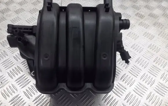 Skoda Fabia Mk1 (6Y) Intake manifold 03E129711C