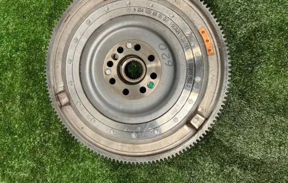 Mercedes-Benz E W213 Flywheel A6540306900 1082624