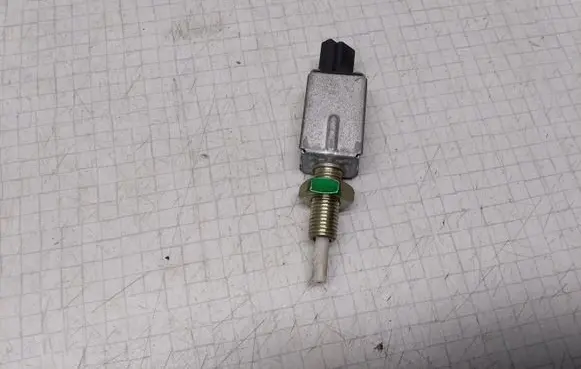 Mazda 323 F Sensor