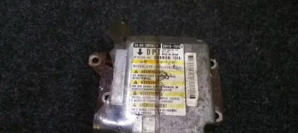 Suzuki Wagon R+ Airbag control unit/module 3891075fa 38910-75fa