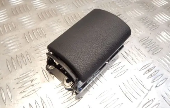 Mercedes-Benz S W221 Rear door ashtray ASHTRY MERCEDESBENZ 2569