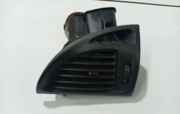 Citroen C5 Dash center air vent grill 963261667A