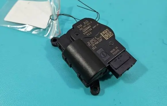 Skoda Scala A/C air flow flap actuator/motor 2Q0907511E IMPRK1559636