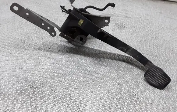 Clutch pedal