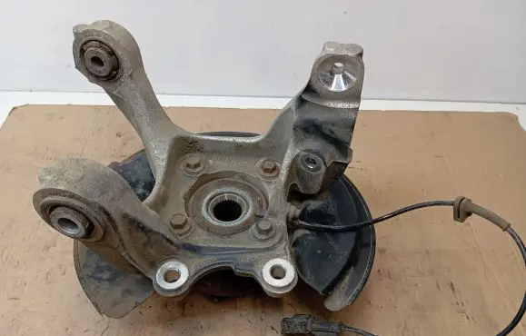 Ford Mustang VI Rear wheel hub FR3C2K316AB