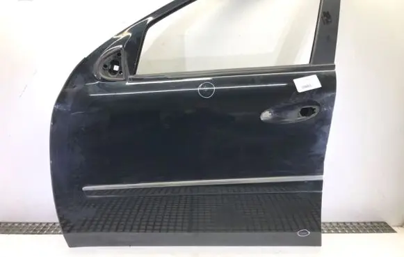 Mercedes-Benz ML W164 Front door