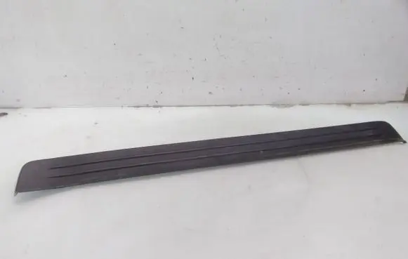 Subaru Legacy Front sill trim cover