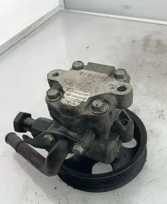 Hyundai Tucson JM Power steering pump 0K2KC32600 S49Z79