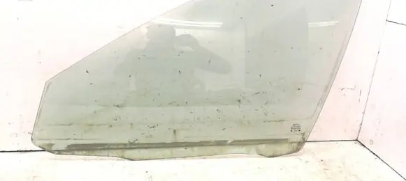 Seat Toledo II (1M) Front door window glass four-door 43R007022 DOT36AS2M129