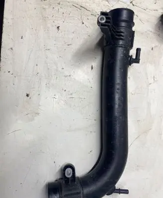 Ford Focus Intercooler hose/pipe CV616C784AG CV616C784BH