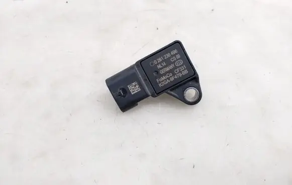 Ford Focus Air pressure sensor K2GA9F479BB 0261230496