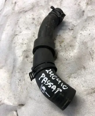 Volkswagen PASSAT B8 Engine coolant pipe/hose 5q0122073q