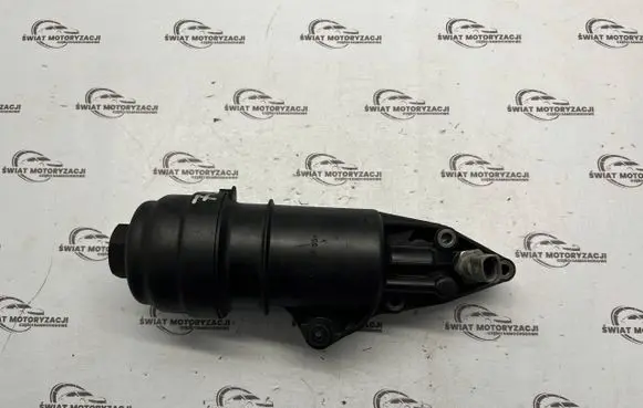 Audi Q7 4L Oil filter mounting bracket