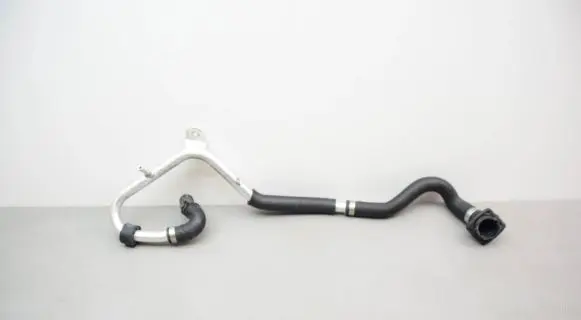 Mercedes-Benz GLC X253 C253 Engine coolant pipe/hose A2058303002