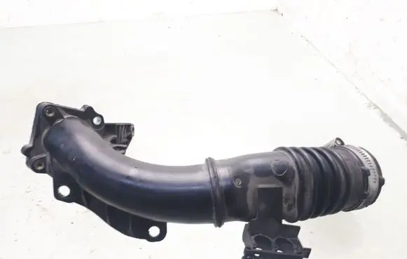 Ford Focus Intercooler radiator AV6Q9351BB