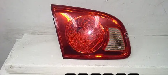 Hyundai Santa Fe Tailgate rear/tail lights 924052B0009