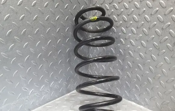 Toyota Yaris Rear coil spring