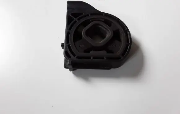 Peugeot 508 II Radiator mount bracket