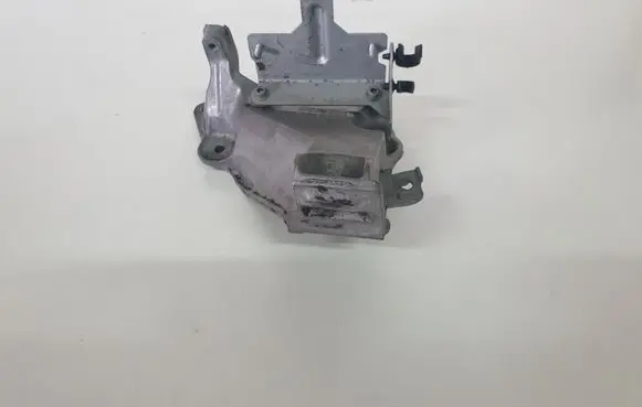 BMW 1 E81 E87 Engine mounting bracket 22116760309 24168110