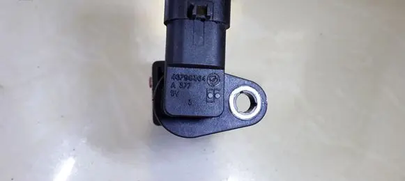 Opel Astra H Camshaft position sensor 46798364