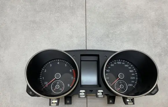 Volkswagen Golf VI Speedometer (instrument cluster) 5K6920871