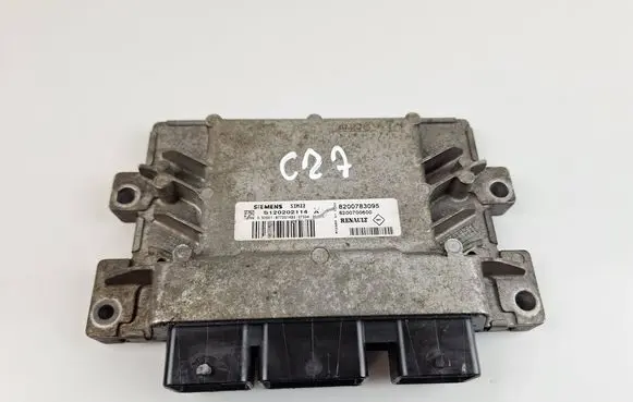 Renault Twingo II Engine control unit/module 8200783095 S120202114A 8200700600