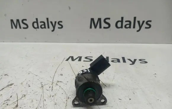 Mercedes-Benz E W211 Fuel pressure sensor 0928400604