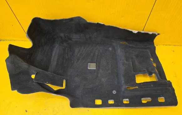 Volkswagen Touareg III Interior carpet 