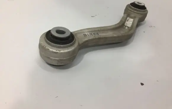 BMW 5 F10 F11 Rear upper control arm/wishbone 6779851