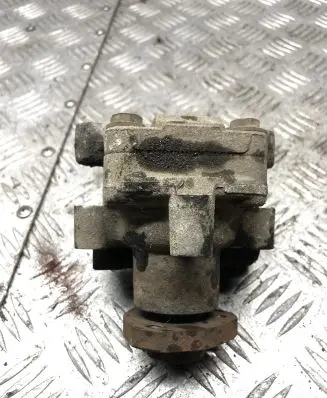 Volkswagen Sharan Power steering pump