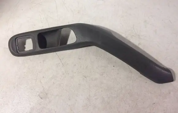 Volkswagen PASSAT B4 Front door interior handle 3A0867198D