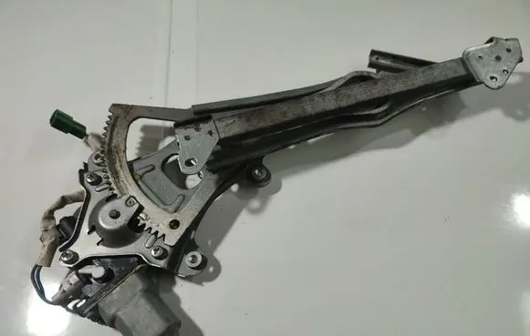 Subaru Legacy Sliding door window regulator with motor 