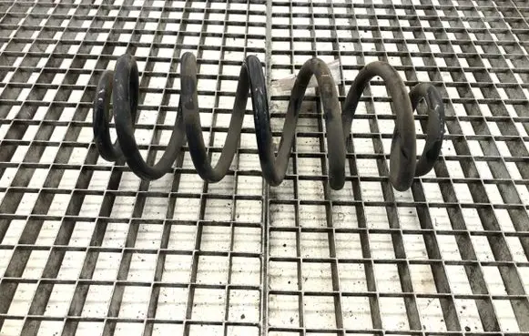 Audi A8 S8 D2 4D Front coil spring 