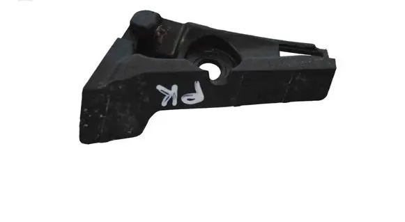 Front bumper mounting bracket