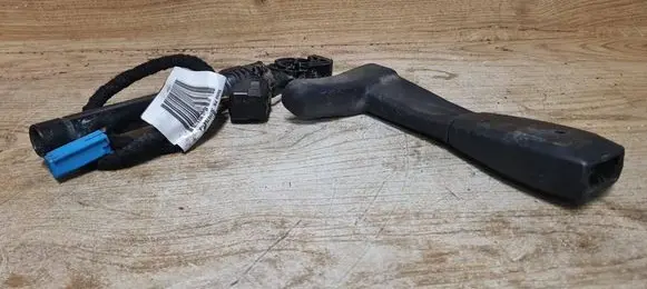 Volvo S80 Front seatbelt buckle 30749764