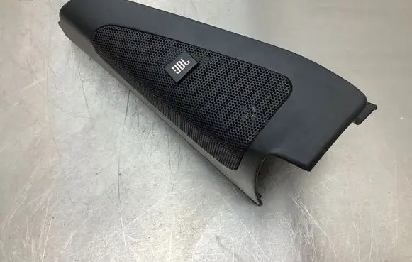 Toyota Prius (XW20) Side speaker trim/cover 6749247020