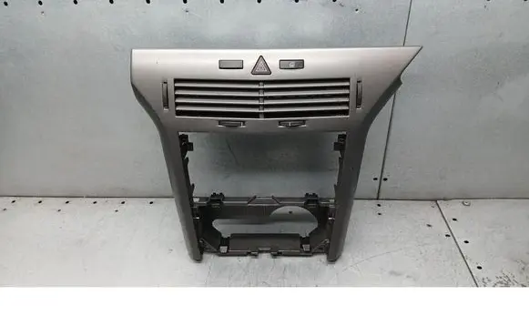 Opel Astra H Dashboard side air vent grill/cover trim