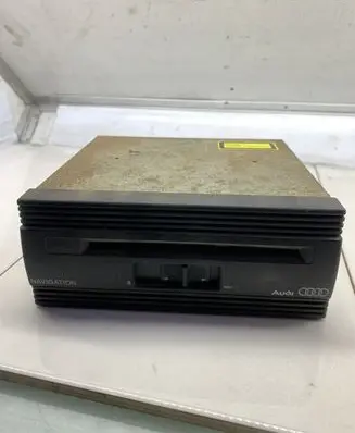 Audi A8 S8 D2 4D Navigation unit CD/DVD player 4D0919887