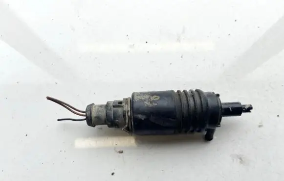 Audi A4 S4 B5 8D Windscreen/windshield washer pump 4A0955651