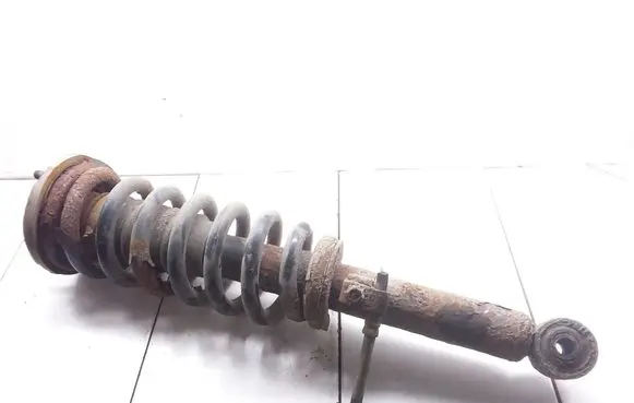 KIA Sorento Front shock absorber with coil spring 