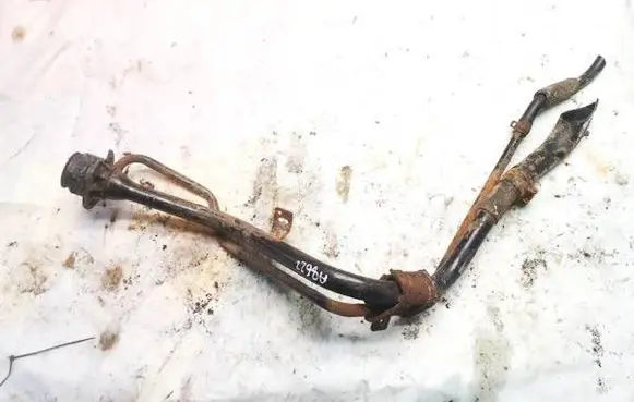 Mazda 3 II Fuel tank filler neck pipe 