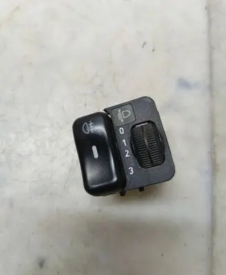 Mercedes-Benz Sprinter W901 W902 W903 W904 Headlight level height control switch 0075451624