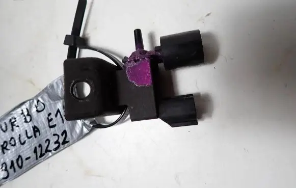 Toyota Corolla E120 E130 Turbo solenoid valve 90910-12232
