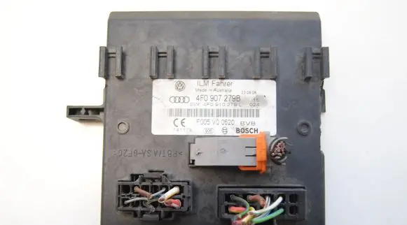 Land Rover Range Rover L322 Light module LCM 4F0907279B
