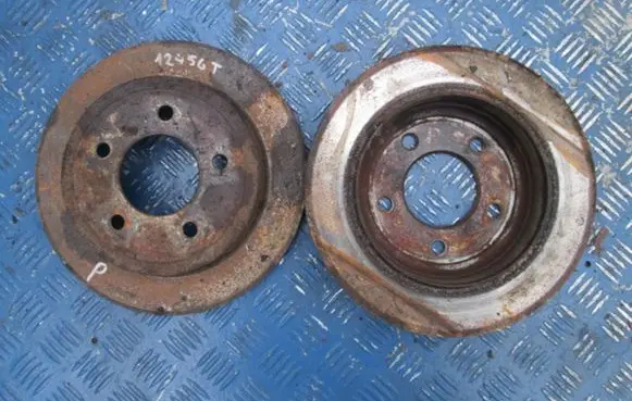 Chrysler Concorde Rear brake disc