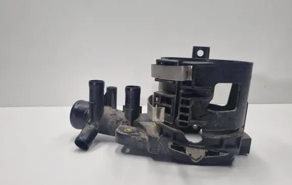 Mercedes-Benz Sprinter W906 Fuel filter bracket/mount holder A6512001556