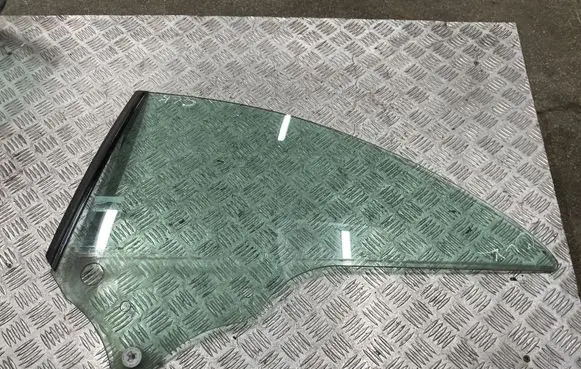 Mercedes-Benz CLK A209 C209 Rear side window