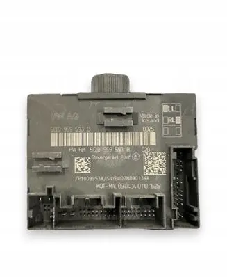Audi A3 S3 8V Door control unit/module 5Q0959593B