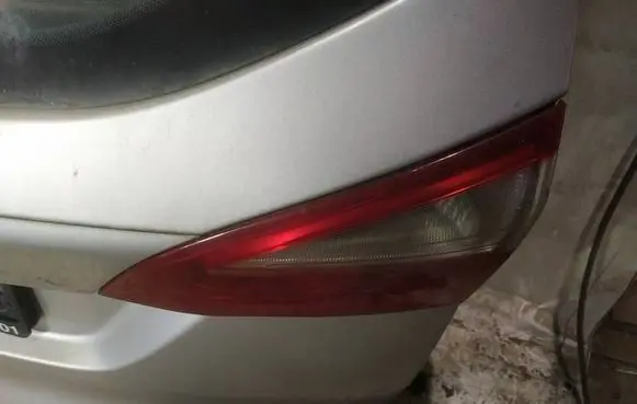 Ford Focus Tailgate rear/tail lights